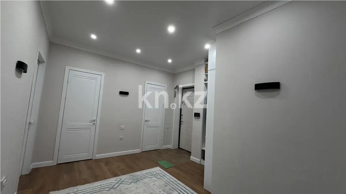 Продажа 3-комнатной квартиры, 90 м², пр. Республики, дом  23/1 в Караганде - фото 8