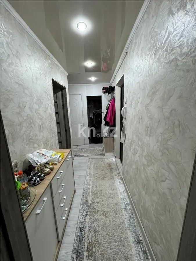 Продажа 2-комнатной квартиры, 43 м², 16-й мкр., дом  18 в Караганде - фото 5