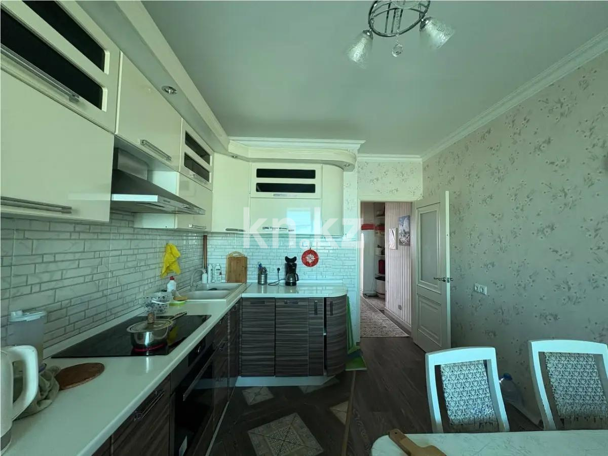 Продажа 2-комнатной квартиры, 70 м², пр. Кабанбай батыра, дом  48 в Астане - фото 3