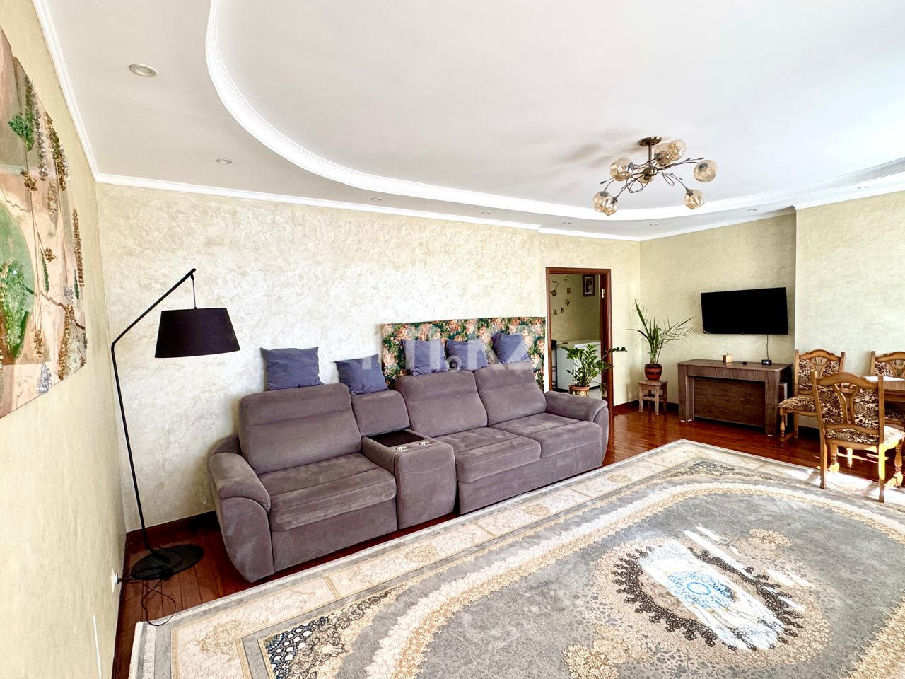 Продажа 4-комнатной квартиры, 140 м², ул. Иманбаевой, дом  7 в Астане - фото 6