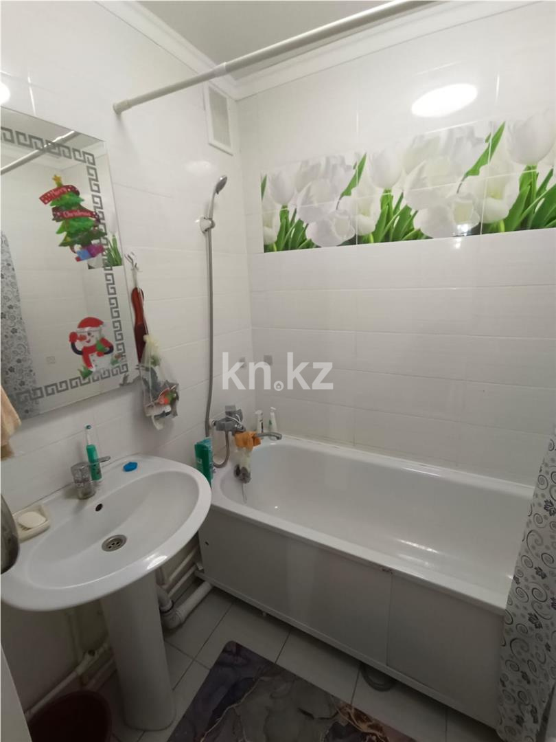 Продажа 1-комнатной квартиры, 42 м², мкр-н Степной-4, дом  17 в Караганде - фото 7