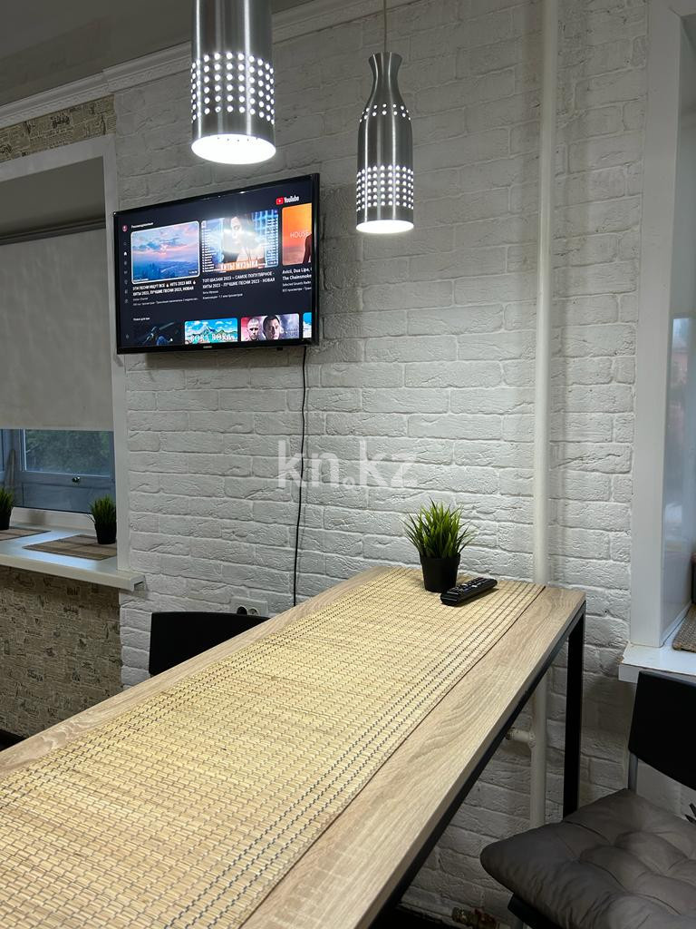 Аренда 1-комнатной квартиры посуточно, 40 м², Бектурова, дом  15 в Павлодаре - фото 4