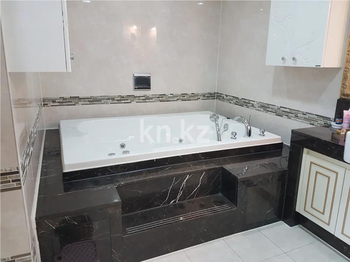 Продажа 5-комнатной квартиры, 220 м², ул. Аскарова, дом  8 в Алматы - фото 4