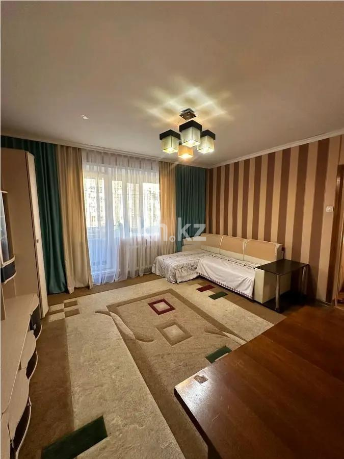 Продажа 3-комнатной квартиры, 63 м², мкр-н Степной-4, дом  27 в Караганде