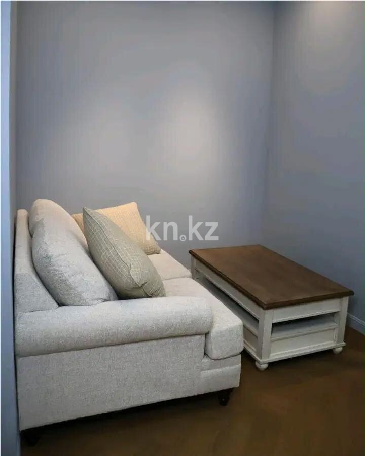 Продажа 2-комнатной квартиры, 76 м² в Алматы