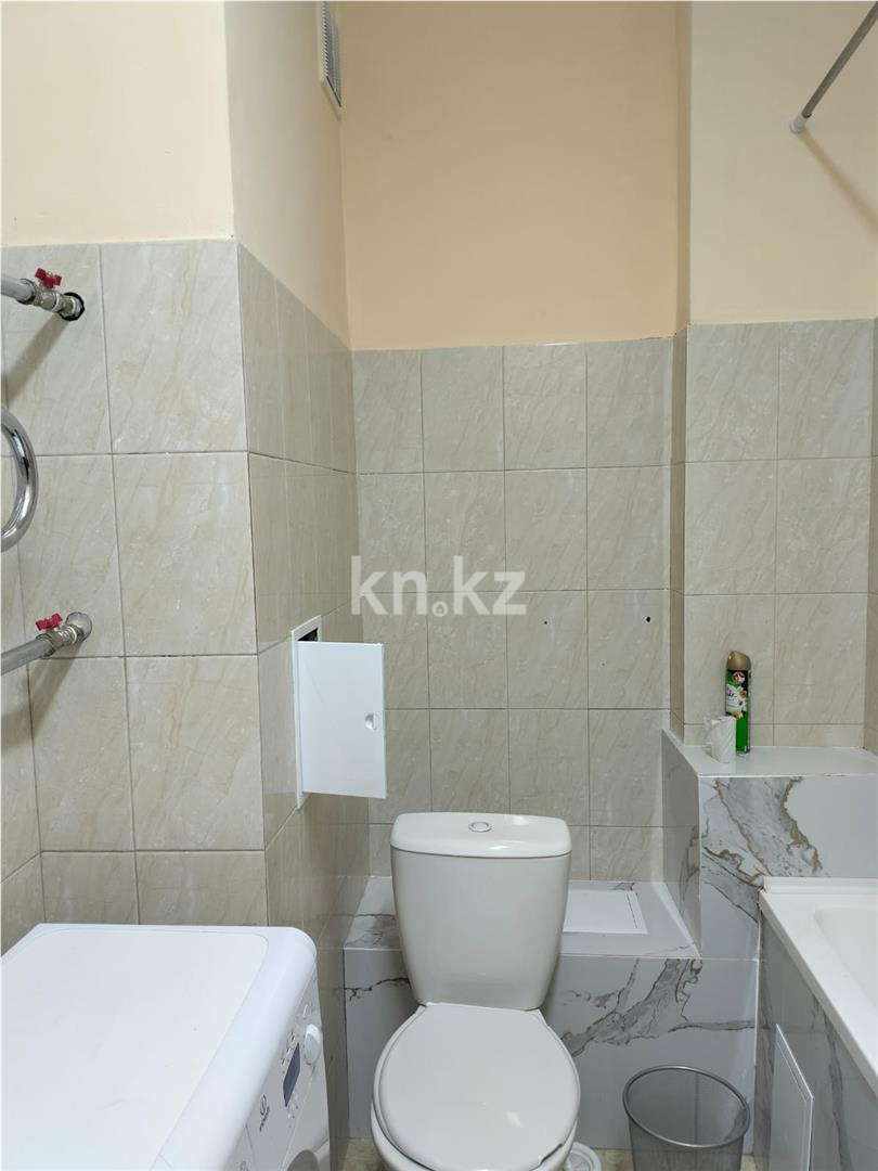 Продажа 1-комнатной квартиры, 37 м², ул. Айтматова в Астане - фото 8