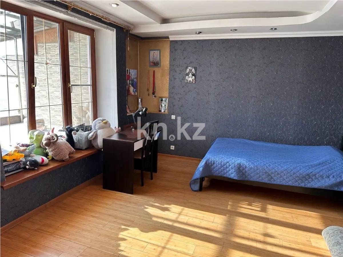 Продажа 4-комнатной квартиры, 200 м², пр. Аль-Фараби, дом  110в в Алматы - фото 2