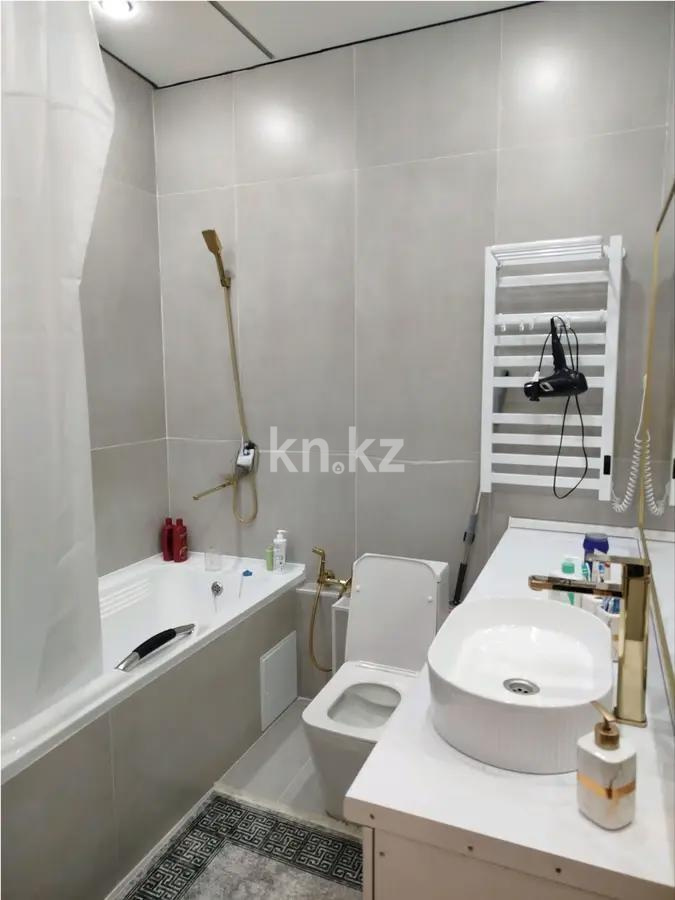 Продажа 2-комнатной квартиры, 47 м², пр. Райымбека, дом  348/1 в Алматы - фото 4