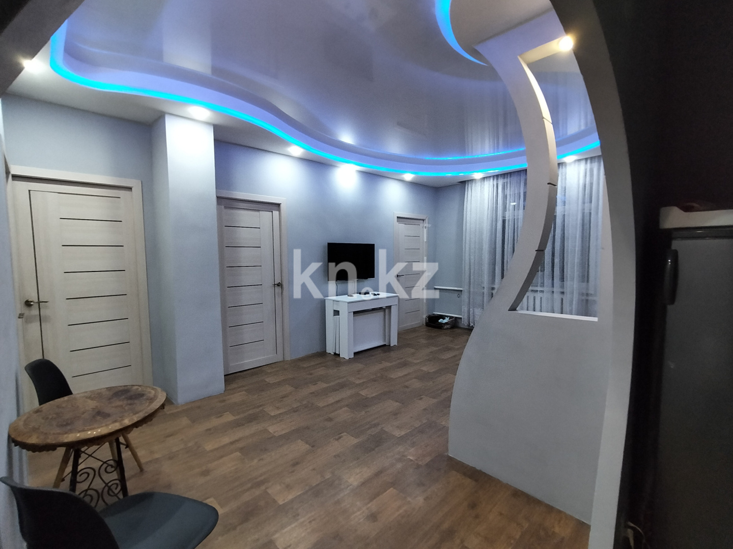Продажа 5-комнатного дома, 100 м² в Шахтинске