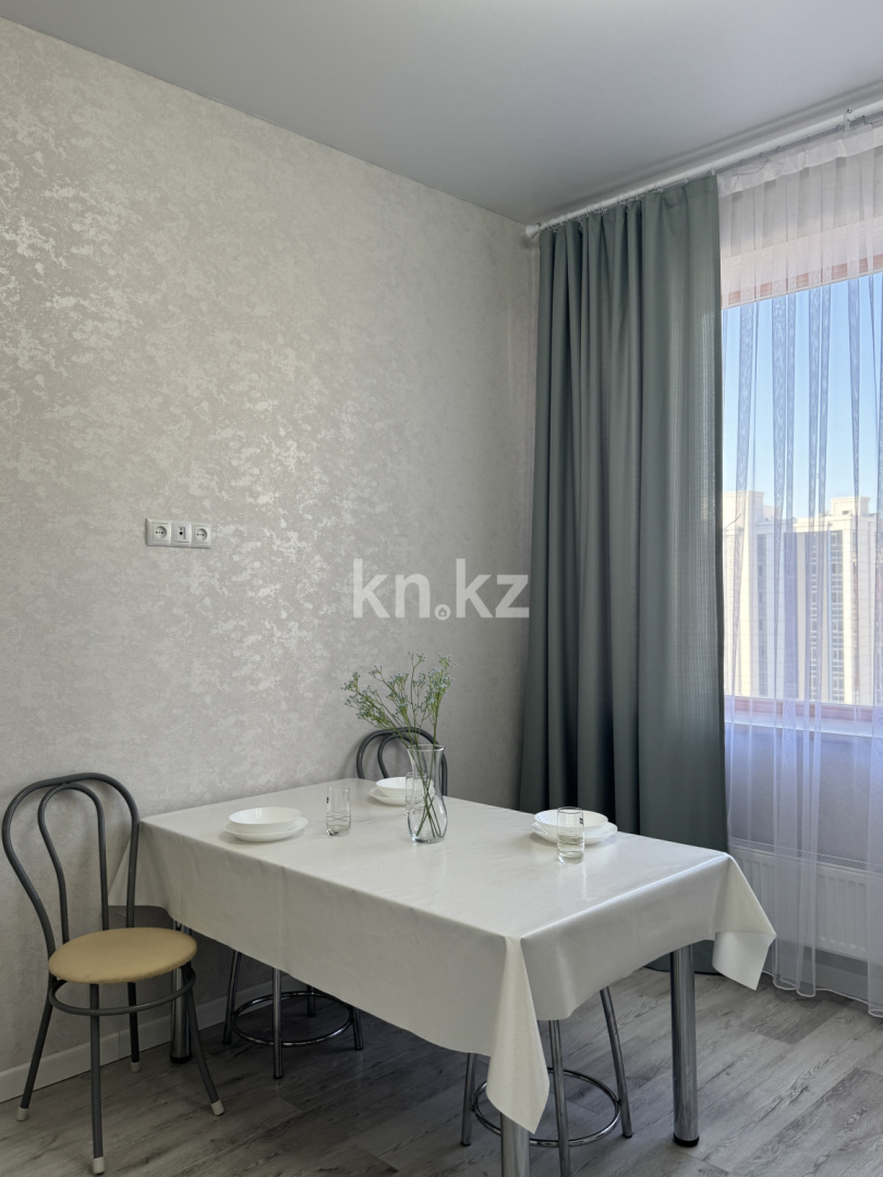 Аренда 1-комнатной квартиры посуточно, 50 м², ул. Кенесары, дом  8 - пр. Сарыарка в Астане - фото 8