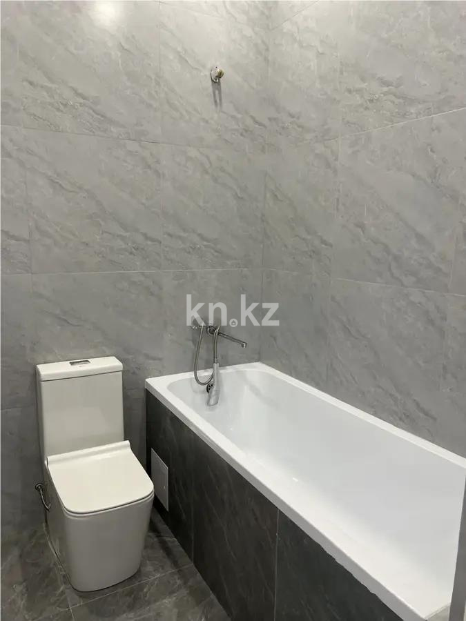 Продажа 2-комнатной квартиры, 62.5 м², ул. Жапсарбаева, дом  68/6 в Алматы - фото 4