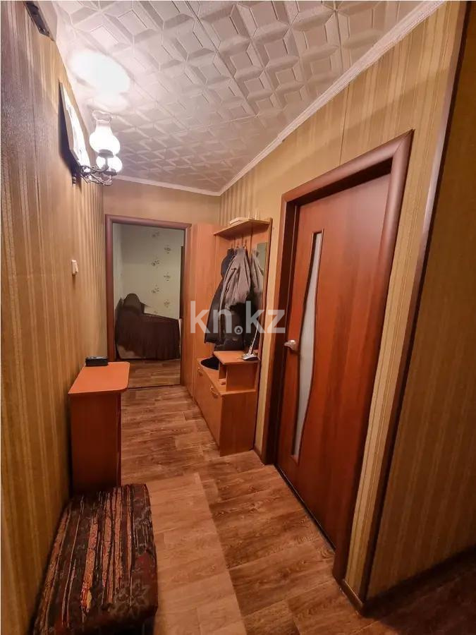 Продажа 4-комнатной квартиры, 62 м², мкр-н 15, дом  33 в Караганде - фото 5
