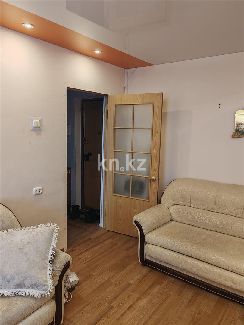 Продажа 1-комнатной квартиры, 31 м², 19 мкр. в Караганде - фото 2