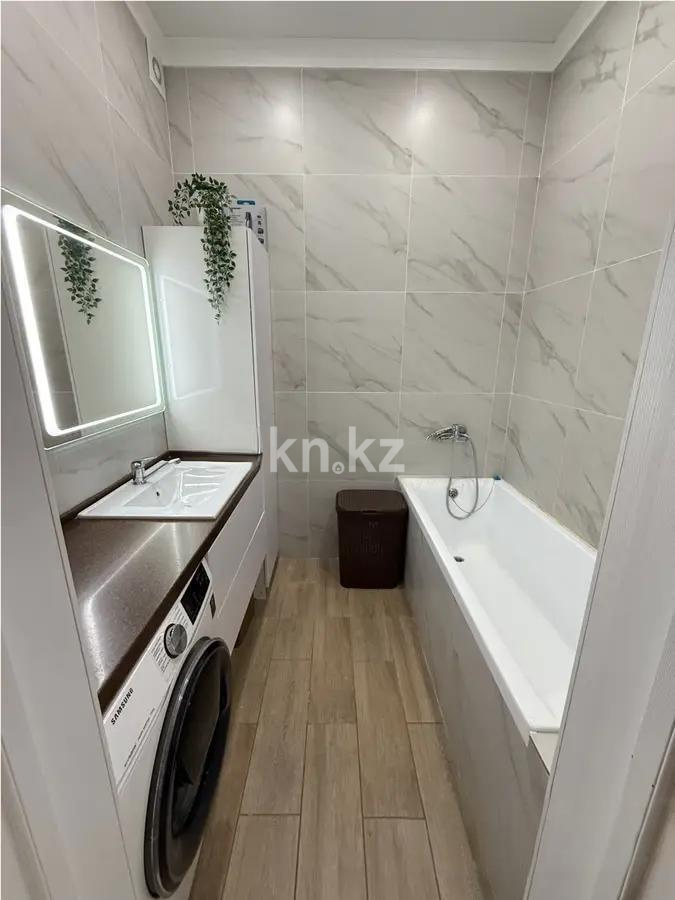 Продажа 3-комнатной квартиры, 93 м², ул. Жилой район 1, дом  8 в Караганде - фото 5