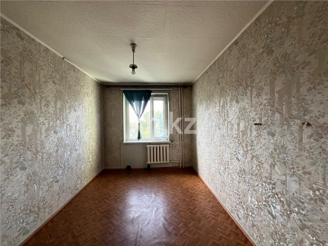 Продажа 4-комнатной квартиры, 79 м², ул. Дюсембекова, дом  67 в Караганде - фото 4