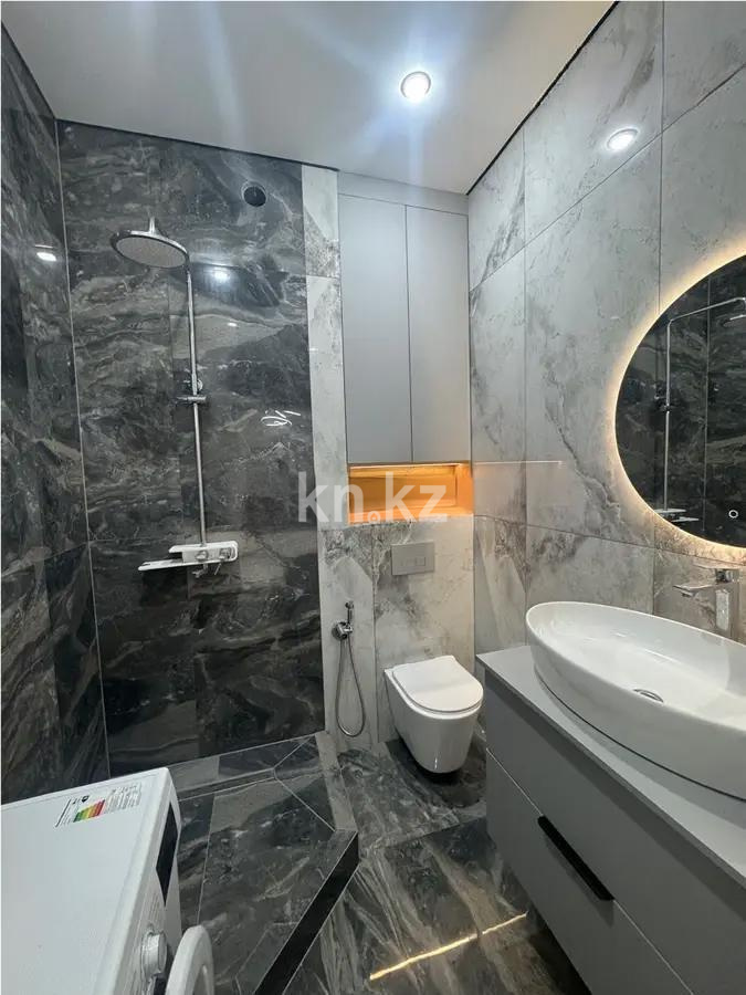 Продажа 2-комнатной квартиры, 77 м², ул. Букетова, дом  3/6 в Караганде - фото 4