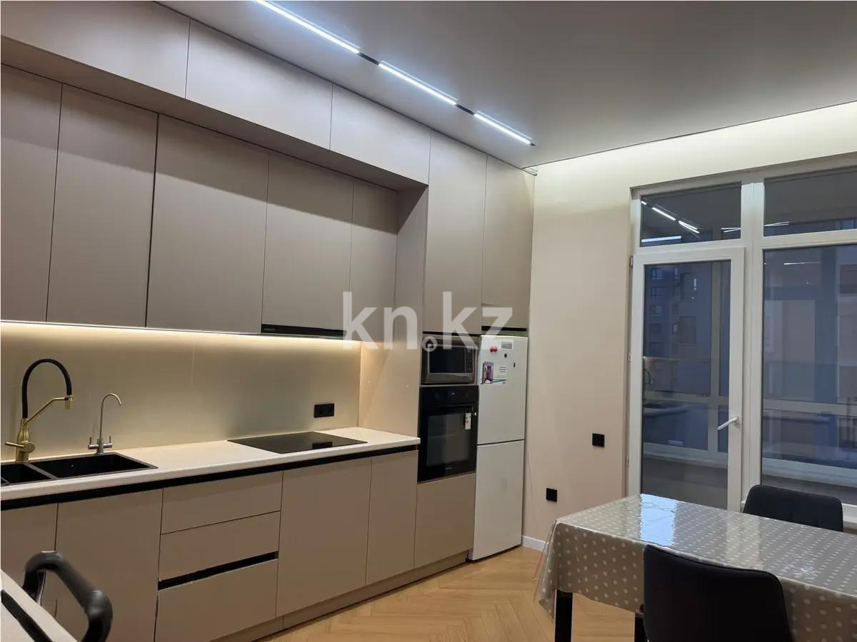 Продажа 3-комнатной квартиры, 75 м², ул. Утеген батыра, дом  11в в Алматы - фото 4