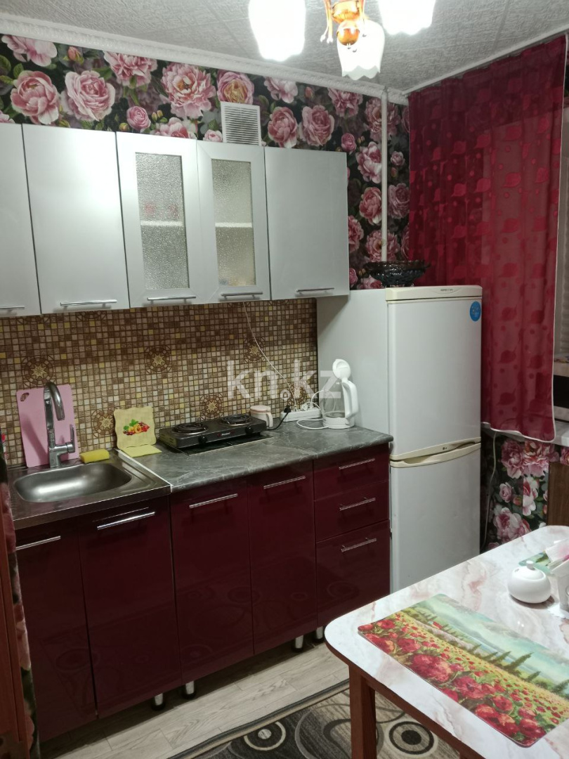Аренда 1-комнатной квартиры посуточно, 33 м², ул. Крылова, дом  83 в Усть-Каменогорске - фото 3