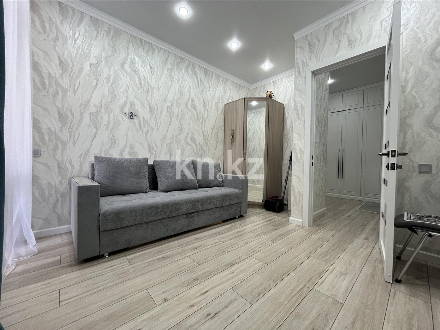 Продажа 2-комнатной квартиры, 64 м², ул. Ашимова в Караганде - фото 6