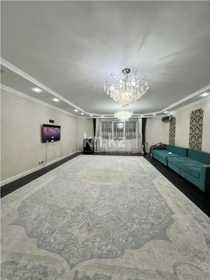 Продажа 5-комнатной квартиры, 196 м² в Астане