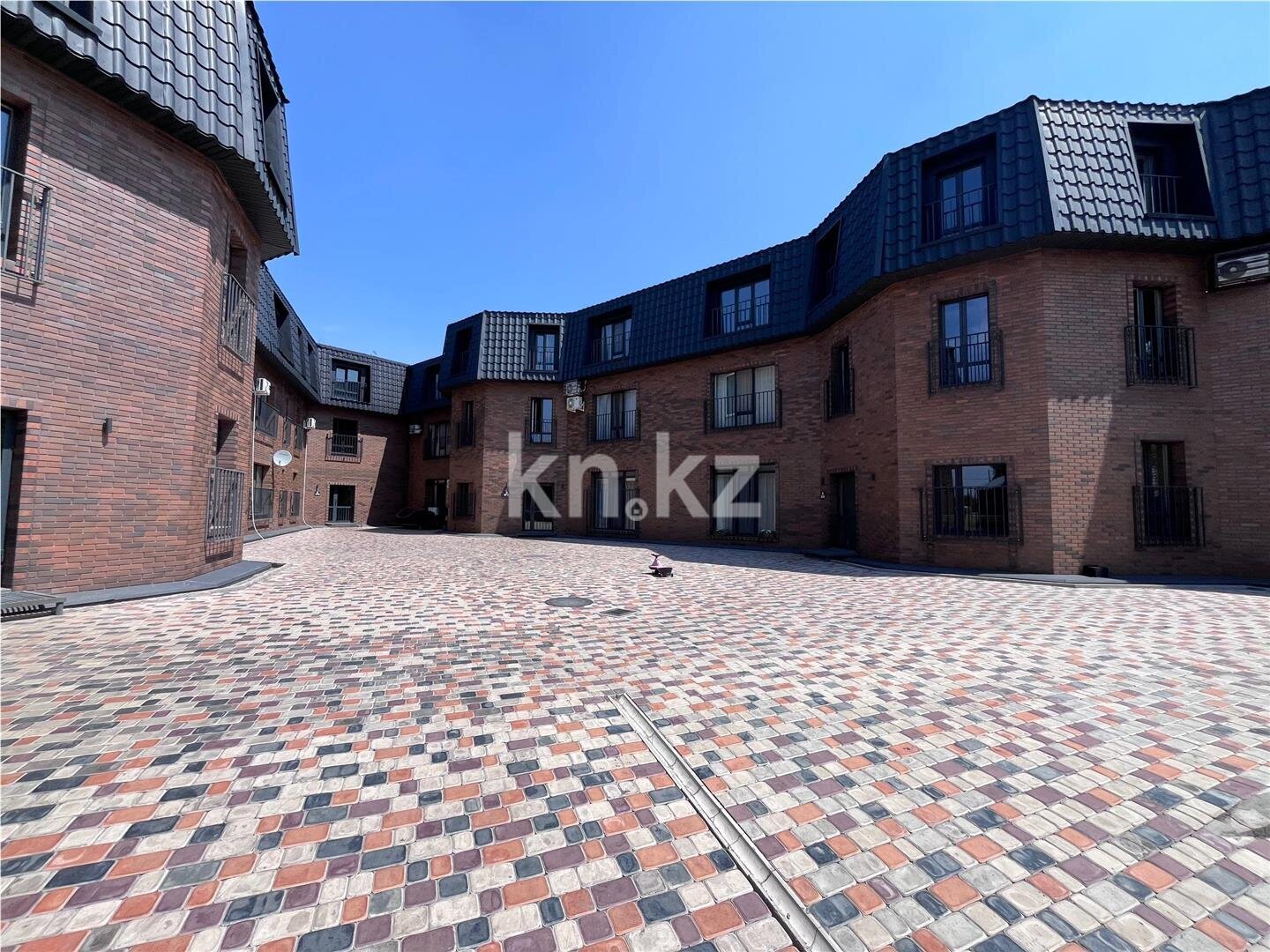 Продажа 4-комнатной квартиры, 121 м² в Караганде - фото 29