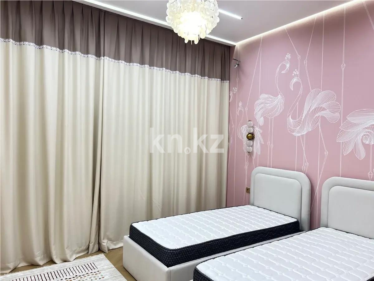 Продажа 3-комнатной квартиры, 115 м², ул. Си Синхая, дом  17 в Алматы - фото 3