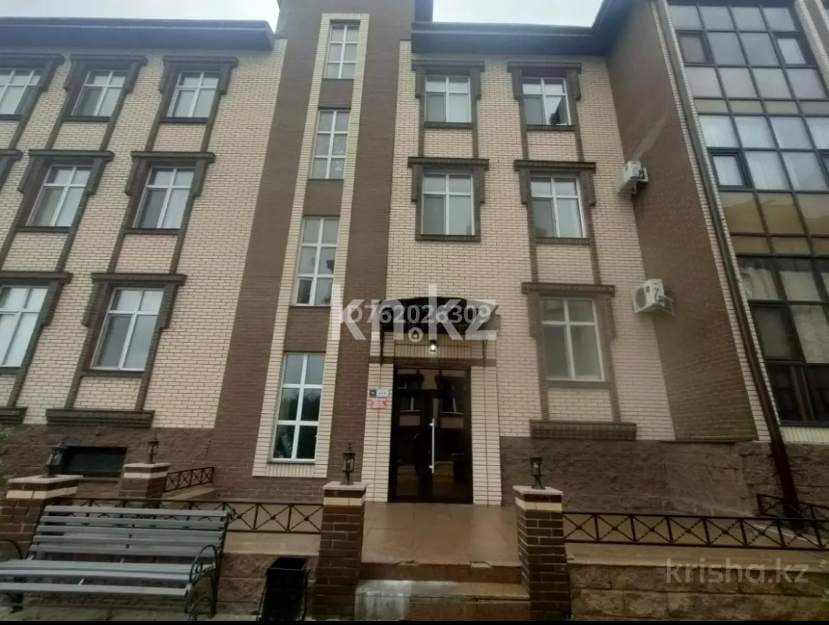 Продажа 3-комнатной квартиры, 145.4 м² в Караганде