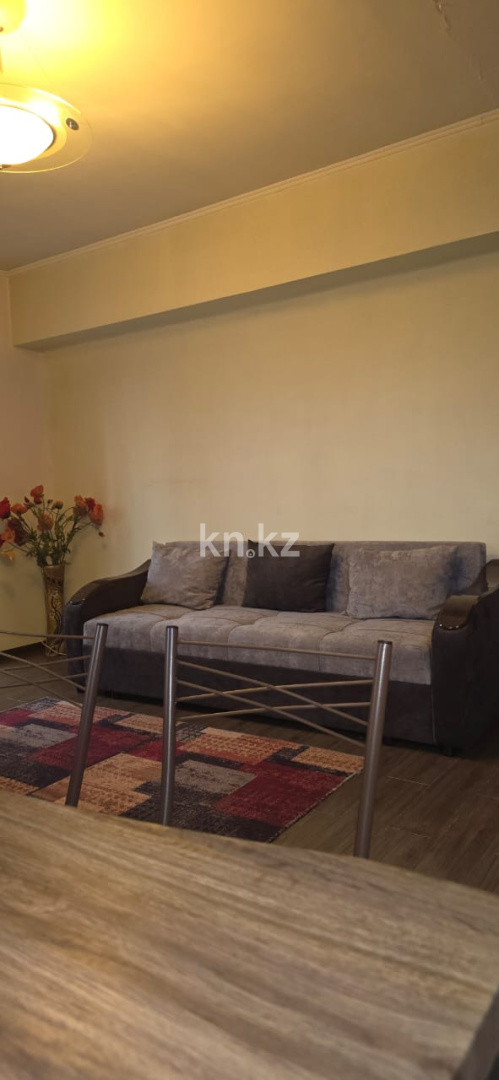 Аренда 1-комнатной квартиры, 50 м², мкр-н Самал-1, дом  31 - ул. Жолдасбекова в Алматы - фото 3
