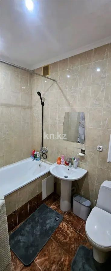 Продажа 3-комнатной квартиры, 77 м², ул. Сауран, дом  12/1 в Астане - фото 4