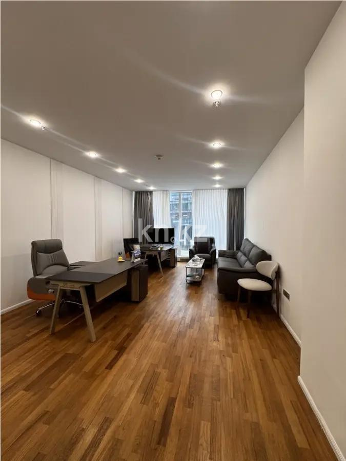 Продажа 4-комнатной квартиры, 190 м² в Алматы - фото 2