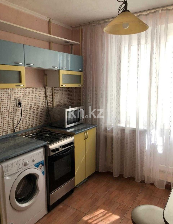 Аренда 1-комнатной квартиры, 30 м², ул. Шашкина, дом  3 - пр. Аль-Фараби в Алматы - фото 3