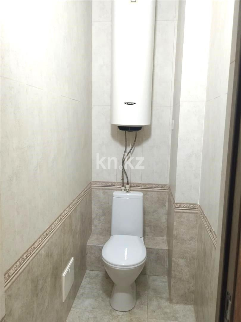 Продажа 3-комнатной квартиры, 92 м², пр. Шахтеров в Караганде - фото 9