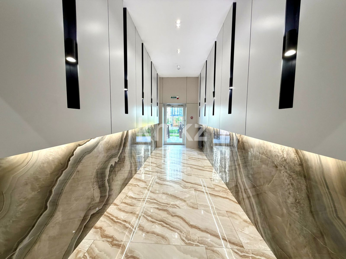 Продажа 3-комнатной квартиры, 107 м² в Алматы - фото 19