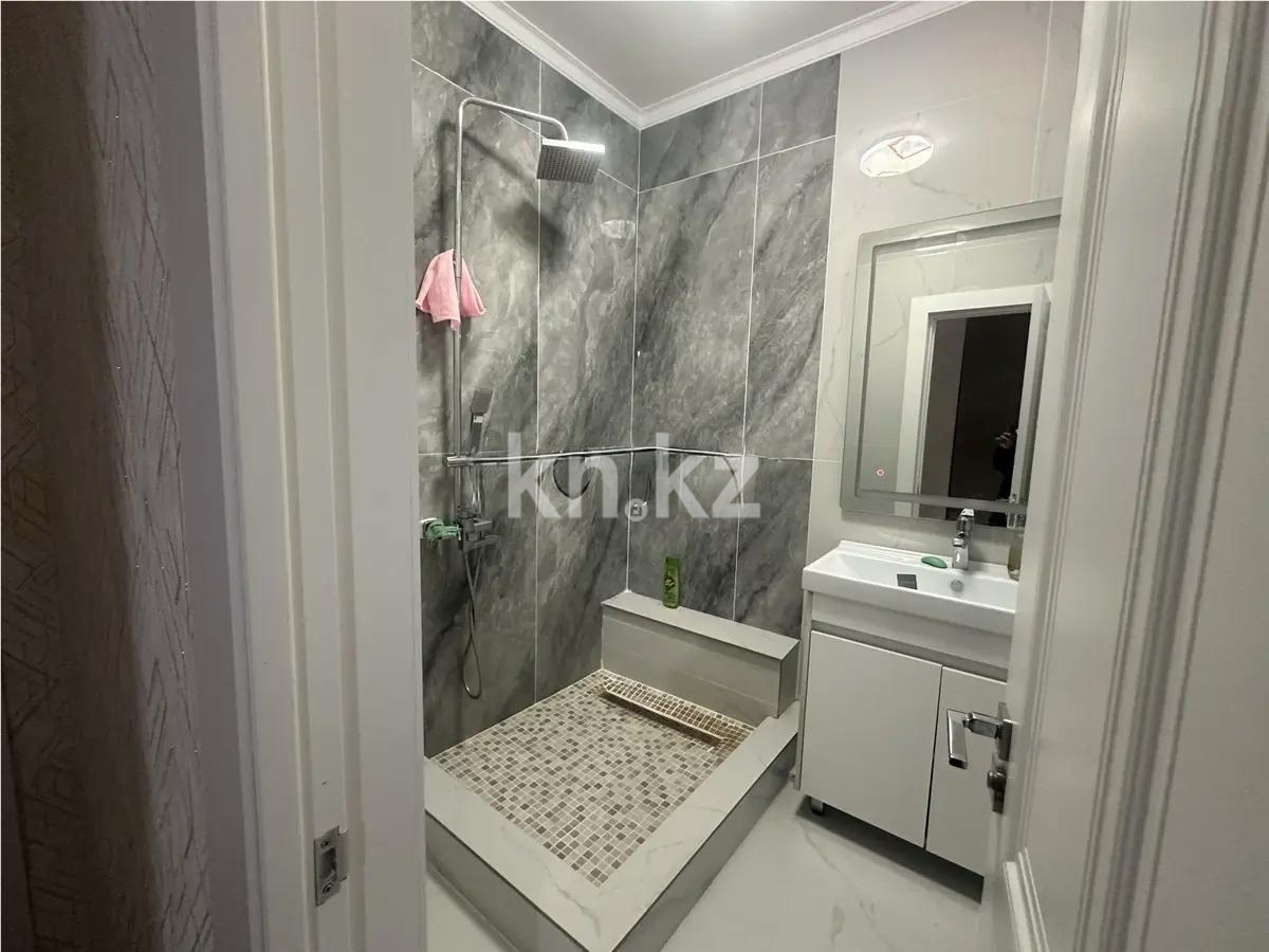 Продажа 2-комнатной квартиры, 78 м², ул. Тулебаева, дом  5 в Астане - фото 5