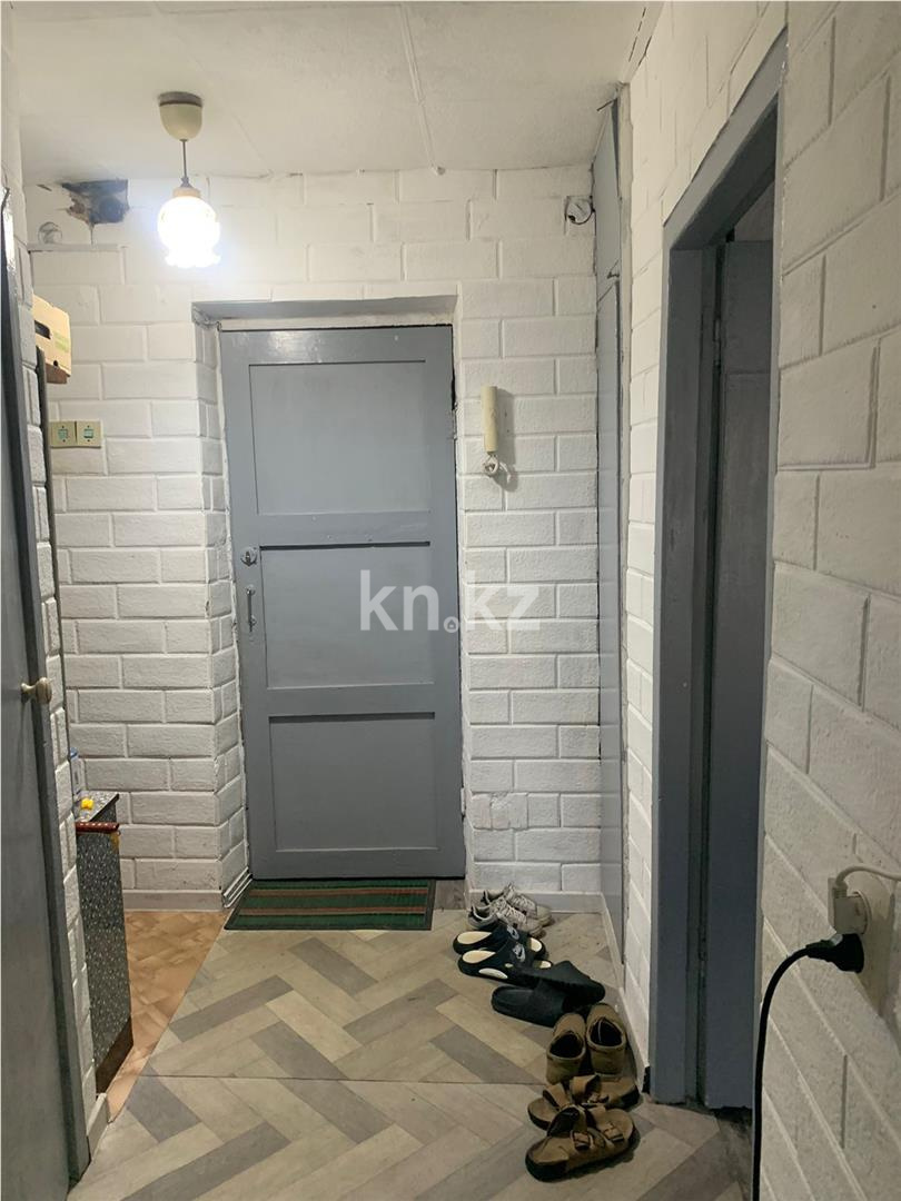 Продажа 2-комнатной квартиры, 44 м², ул. Аманжолова, дом  23 в Караганде - фото 9