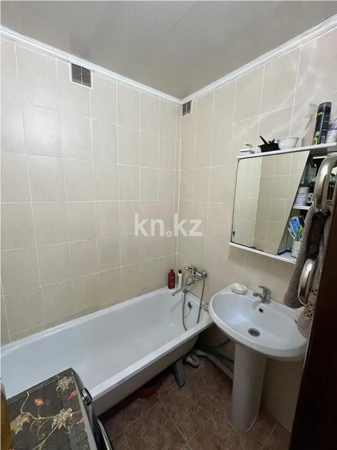 Продажа 4-комнатной квартиры, 70 м², ул. Гапеева, дом  1 в Караганде - фото 6