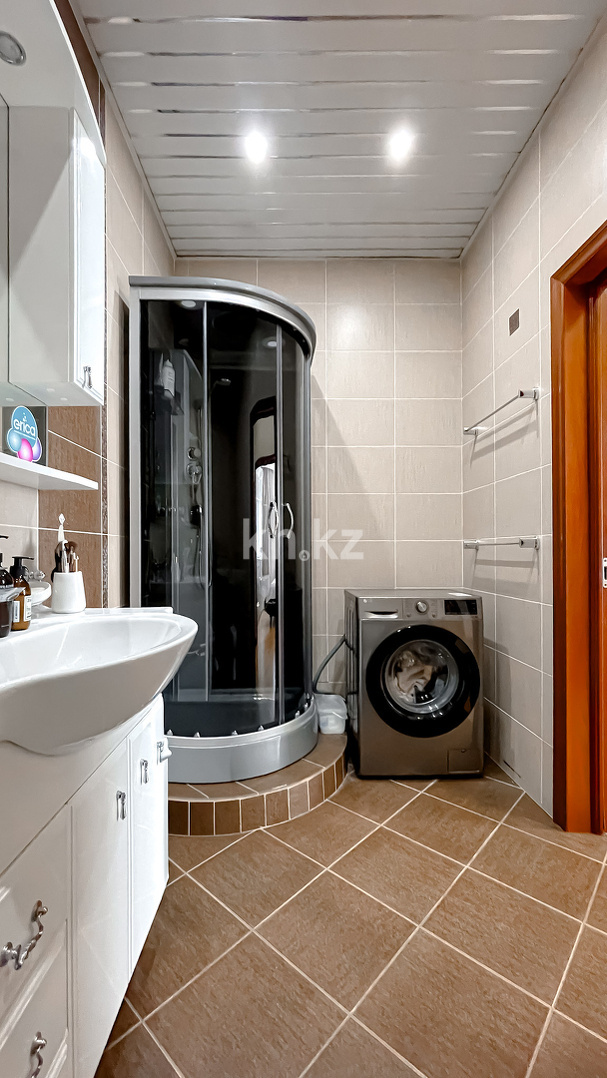 Продажа 5-комнатной квартиры, 195 м² в Алматы - фото 17