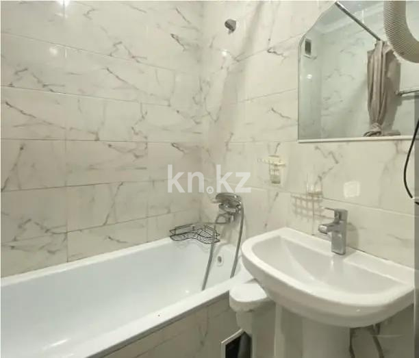 Продажа 2-комнатной квартиры, 57.2 м², пр. Кошкарбаева, дом  80/1 в Астане - фото 4