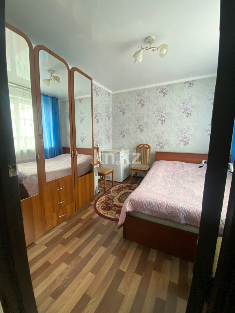 Продажа 4-комнатной квартиры, 62 м², ул. Муканова, дом  8 в Караганде - фото 10