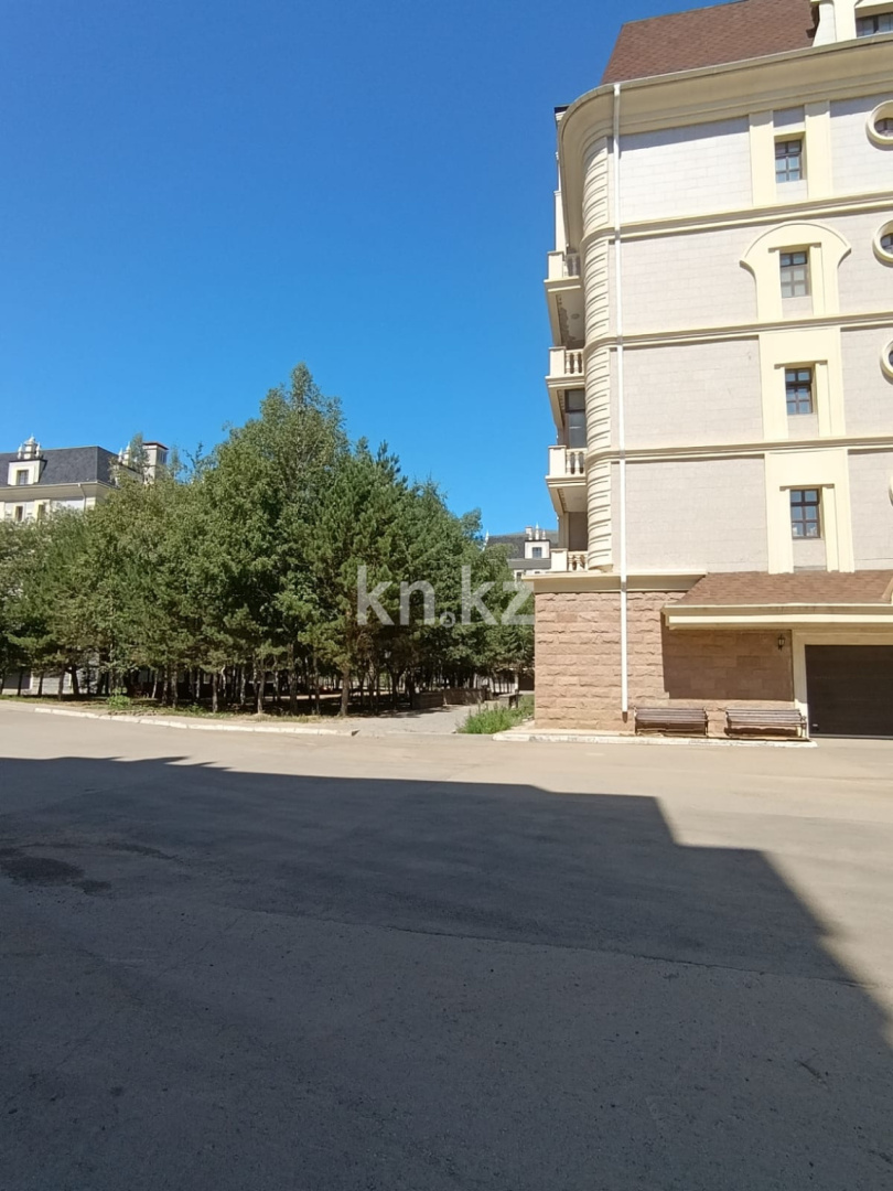 Аренда 4-комнатной квартиры, 175 м², ул. Карашаш Ана, дом  21 в Астане - фото 39