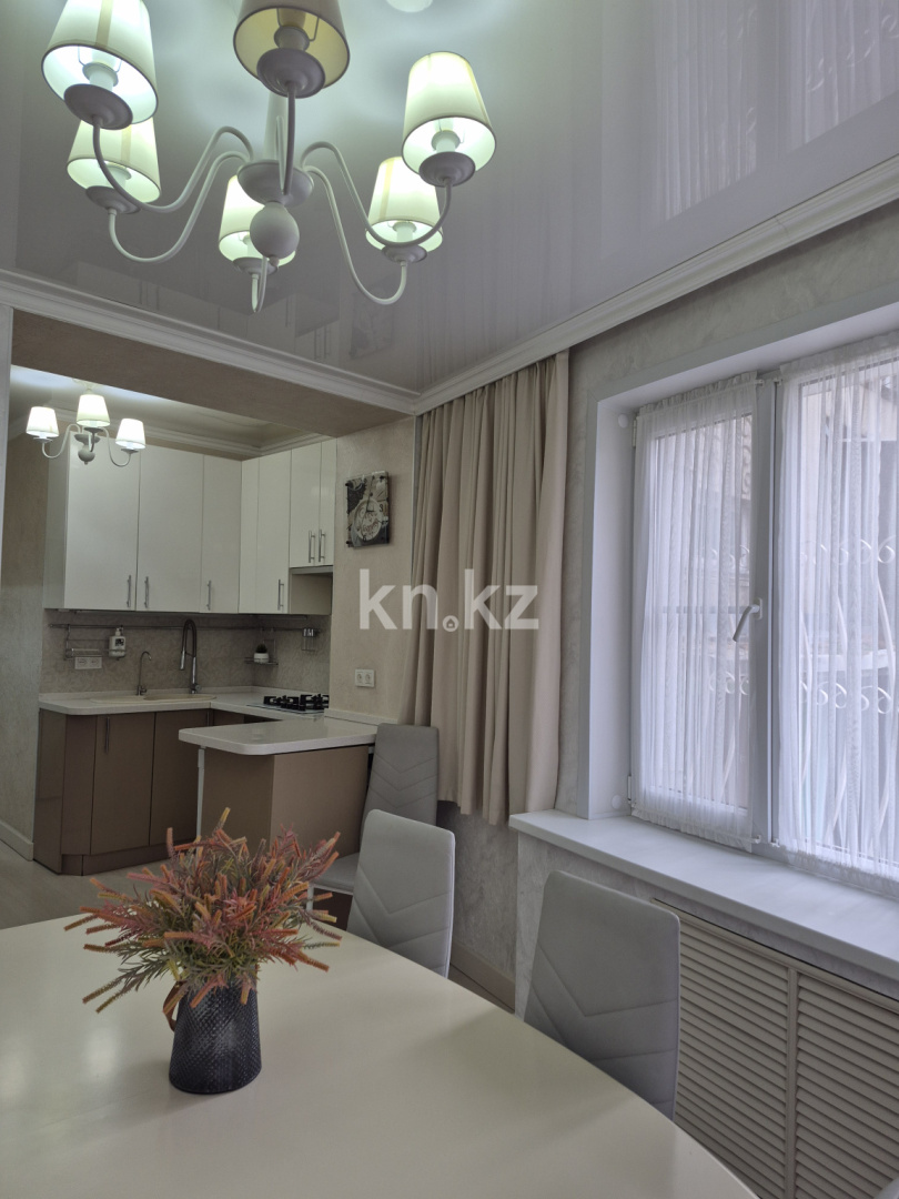 Продажа 4-комнатной квартиры, 94.8 м², пр. Достык, дом  103/40 - ул. Госпитальная в Алматы - фото 3