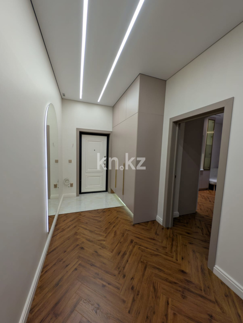Продажа 2-комнатной квартиры, 80.3 м² в Уральске - фото 8