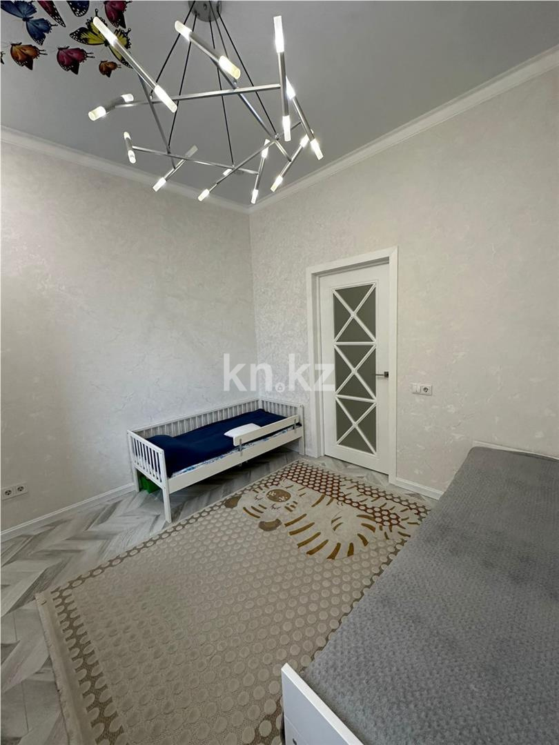 Продажа 4-комнатной квартиры, 110 м², ул. Анет баба в Астане - фото 6