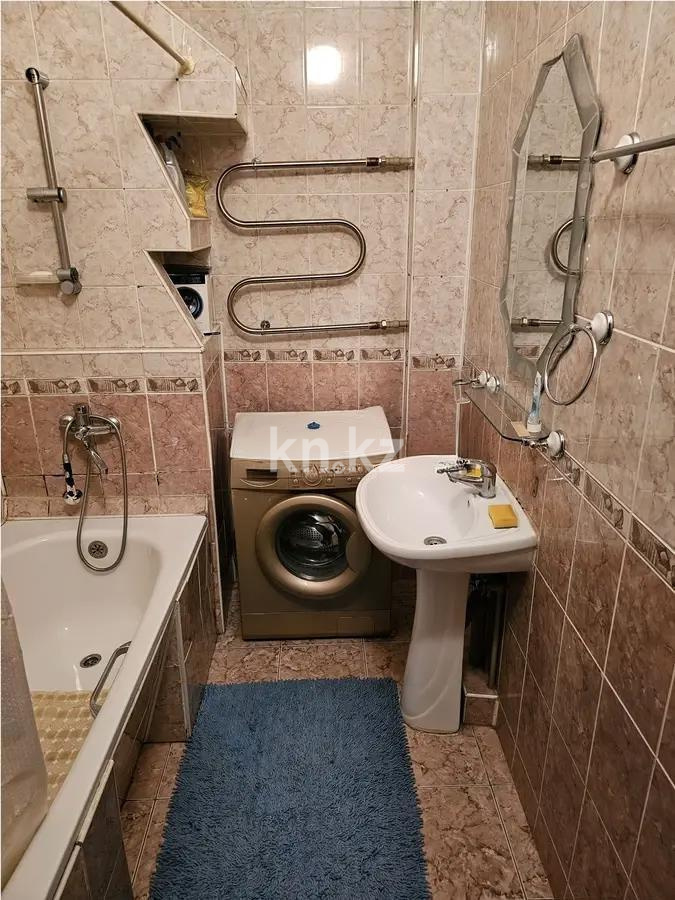 Продажа 2-комнатной квартиры, 70 м², ул. Абдуллиных, дом  56 в Алматы - фото 5