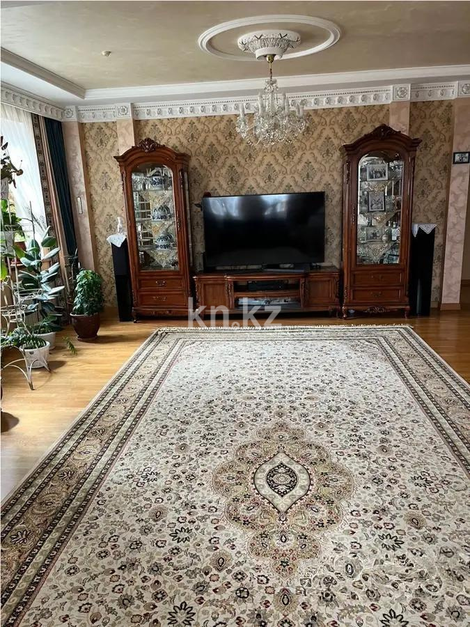 Продажа 4-комнатной квартиры, 156 м², пр. Кабанбай батыра, дом  11 в Астане - фото 2