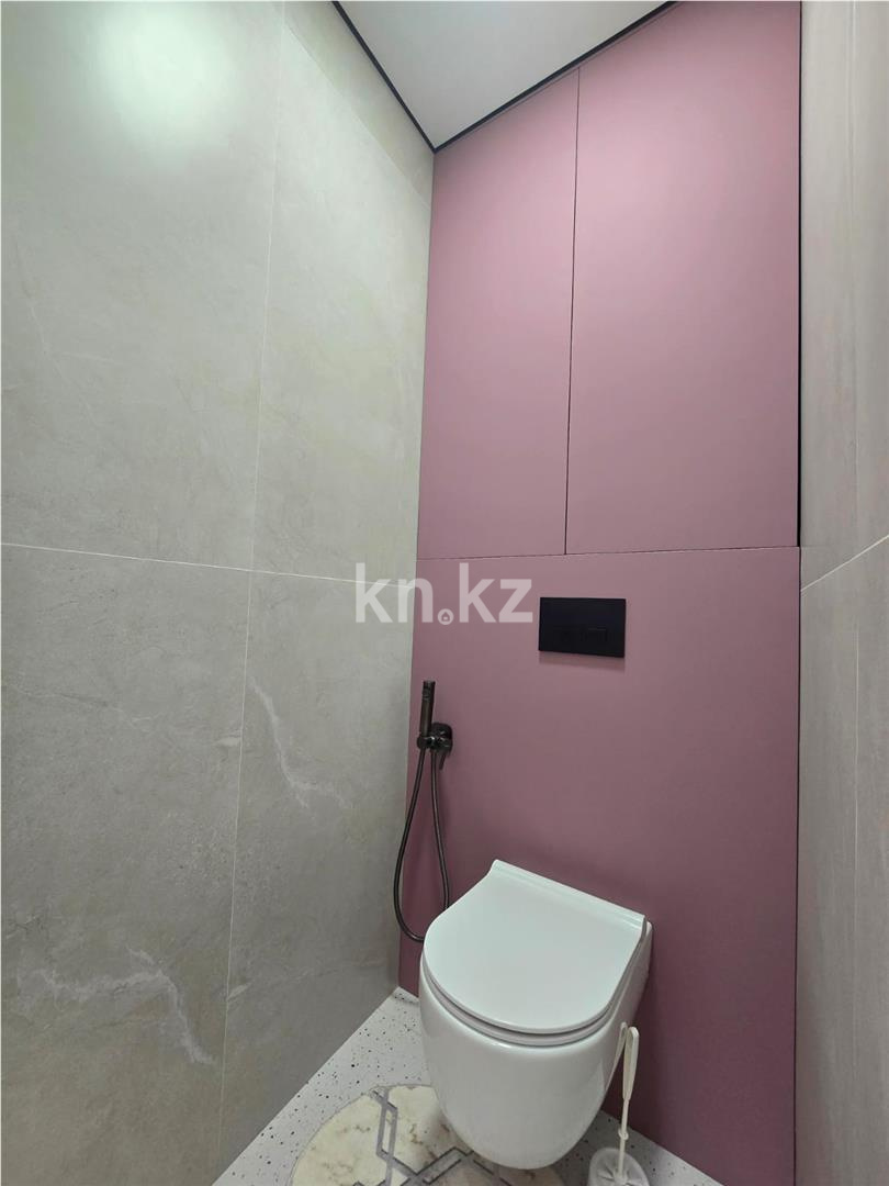 Продажа 2-комнатной квартиры, 65 м² в Караганде - фото 13