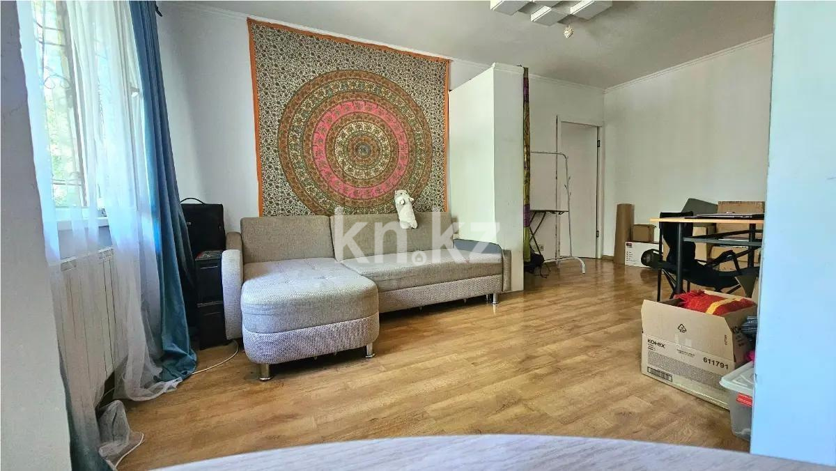 Продажа 2-комнатной квартиры, 42.7 м², ул. Габдуллина, дом  90 в Алматы