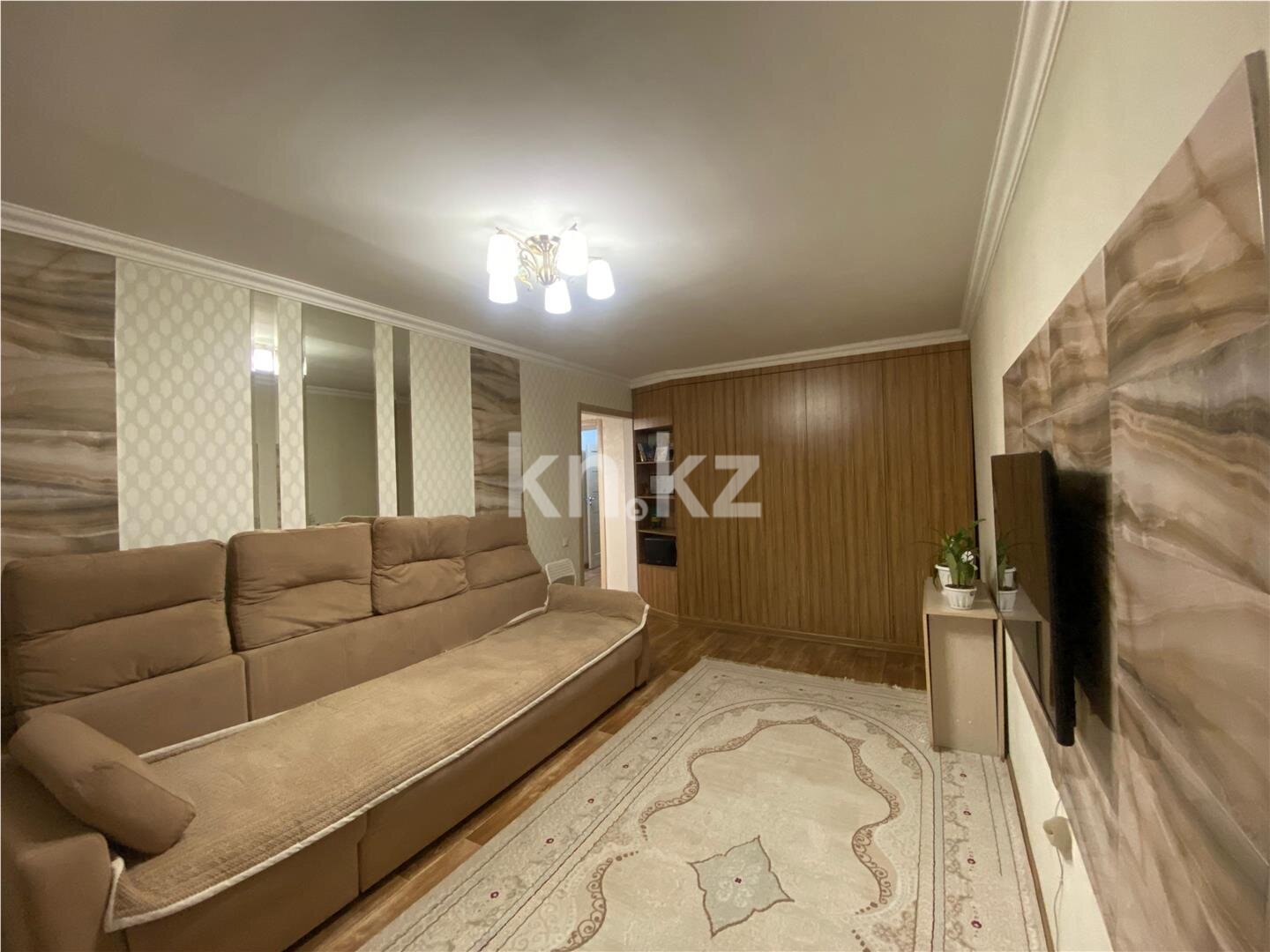 Продажа 4-комнатной квартиры, 72 м² в Караганде
