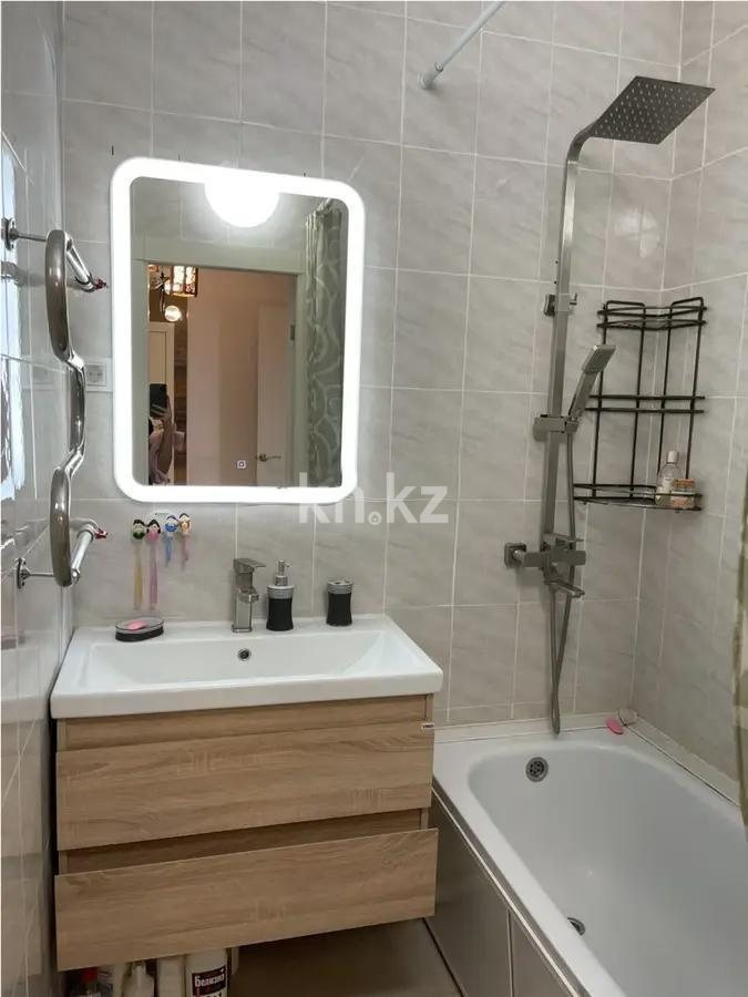 Продажа 3-комнатной квартиры, 70.8 м², мкр-н Дарабоз, дом  25а в Алматы - фото 4