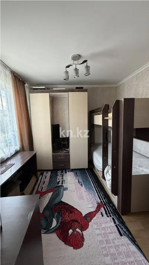 Продажа 4-комнатной квартиры, 61 м² в Шахтинске - фото 4